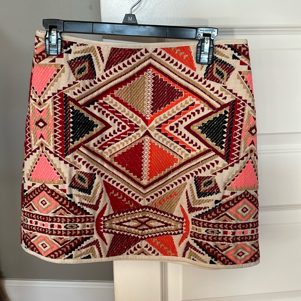 Embroidered skirt size 8